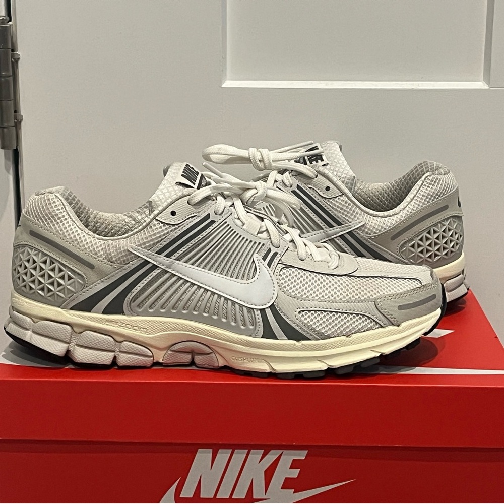 Nike Vomero 5 Grey Pure Platinum